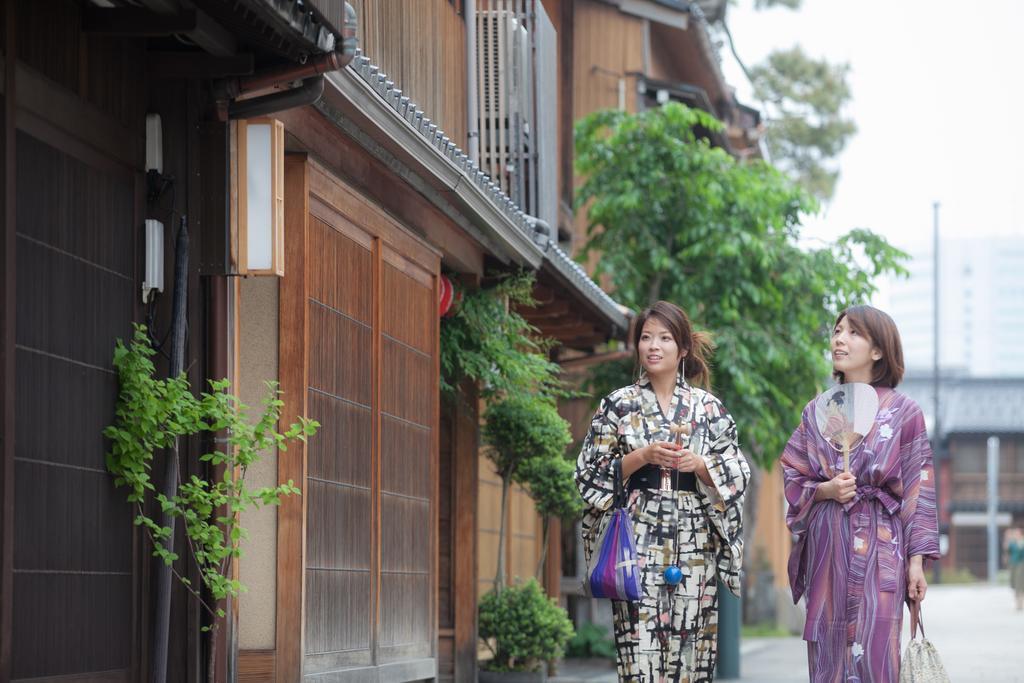 Nishichaya Tabi-Ne Villa คานาซาว่า ภายนอก รูปภาพ